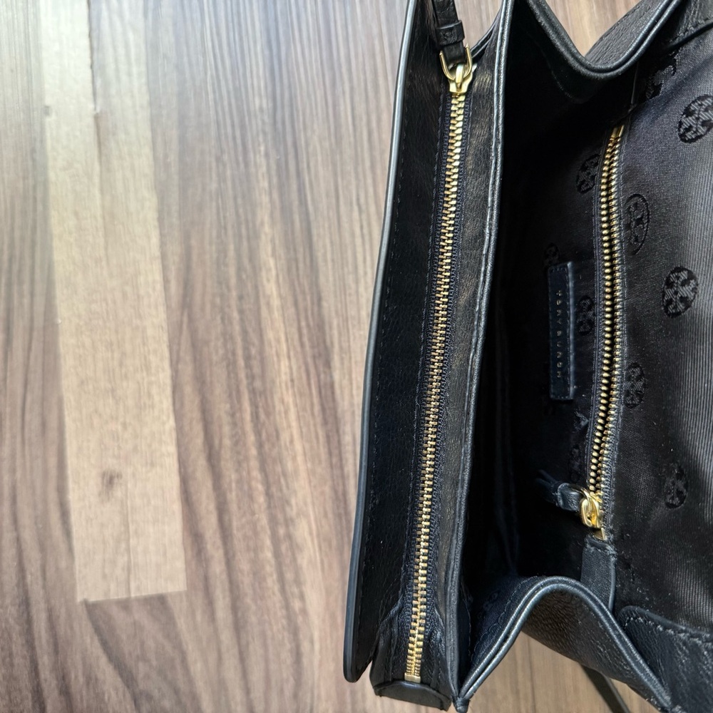 Tory Burch Black Leather Chain Strap Crossbody - Picture 14 of 14